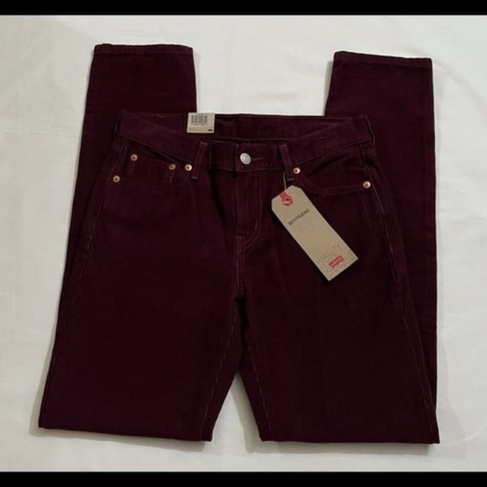 LEVI’S Corduroy Mid Rise Boyfriend Pants
